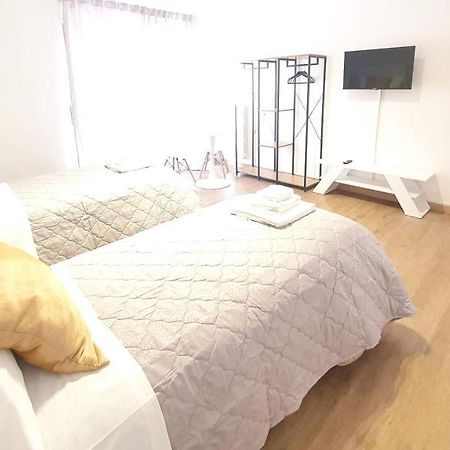 Twin Room Apulia Accommodation - Bari Policlinico Zewnętrze zdjęcie