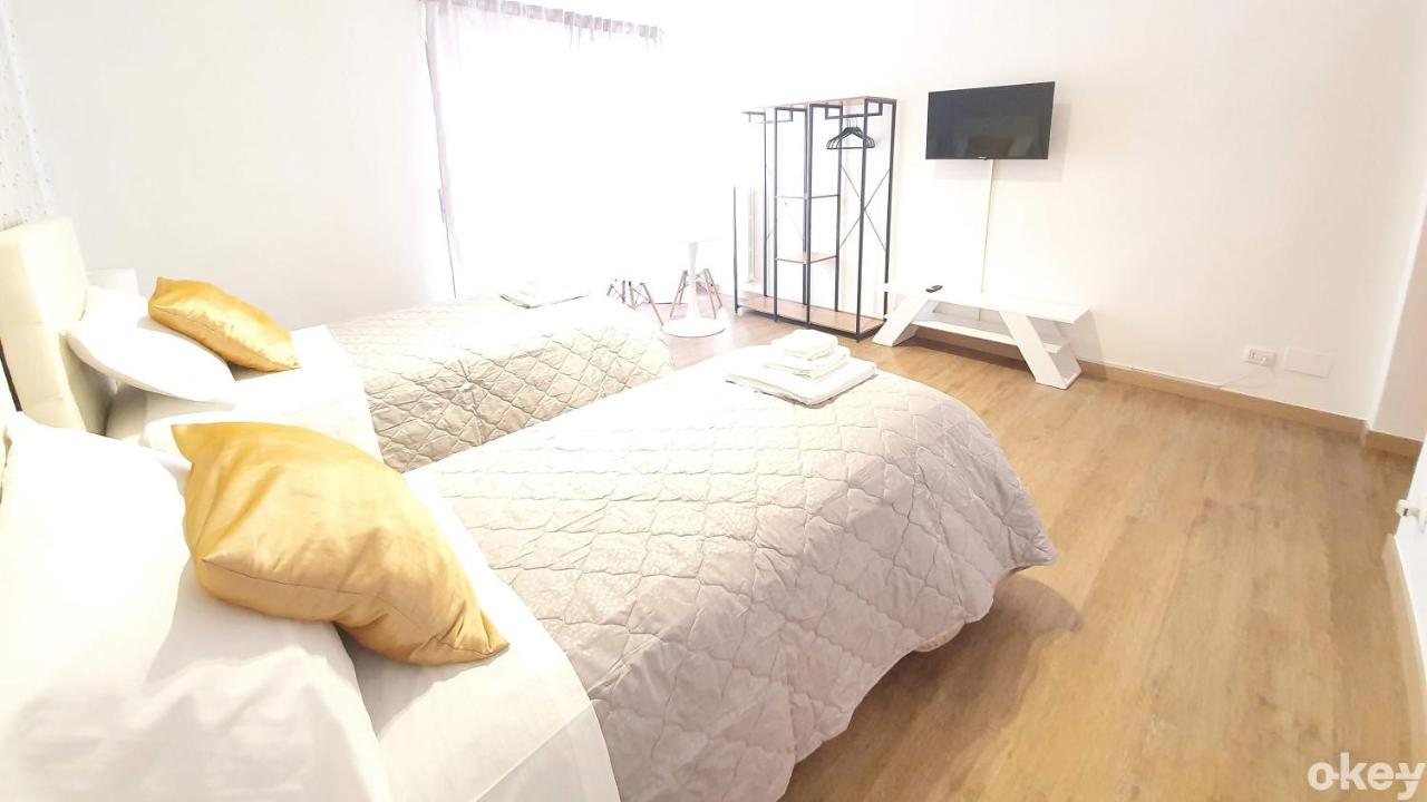 Twin Room Apulia Accommodation - Bari Policlinico Zewnętrze zdjęcie