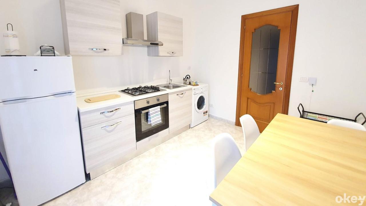 Twin Room Apulia Accommodation - Bari Policlinico Zewnętrze zdjęcie