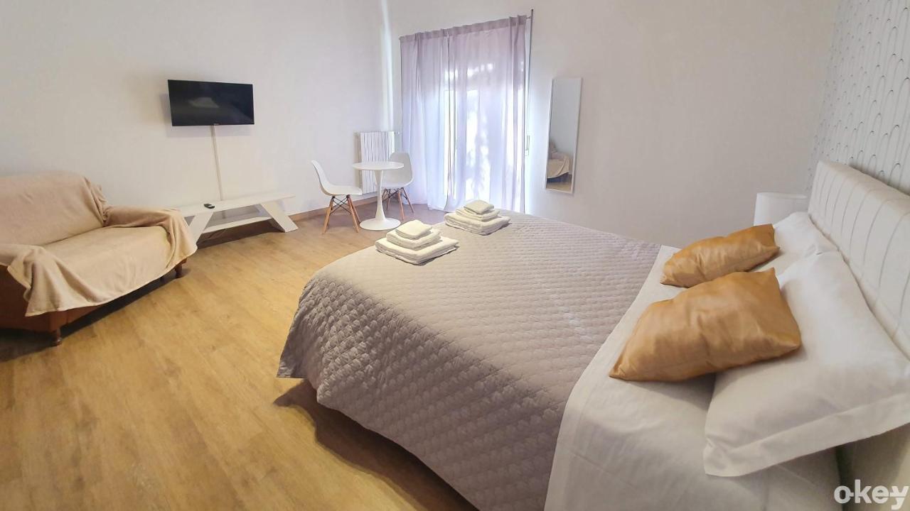 Twin Room Apulia Accommodation - Bari Policlinico Zewnętrze zdjęcie